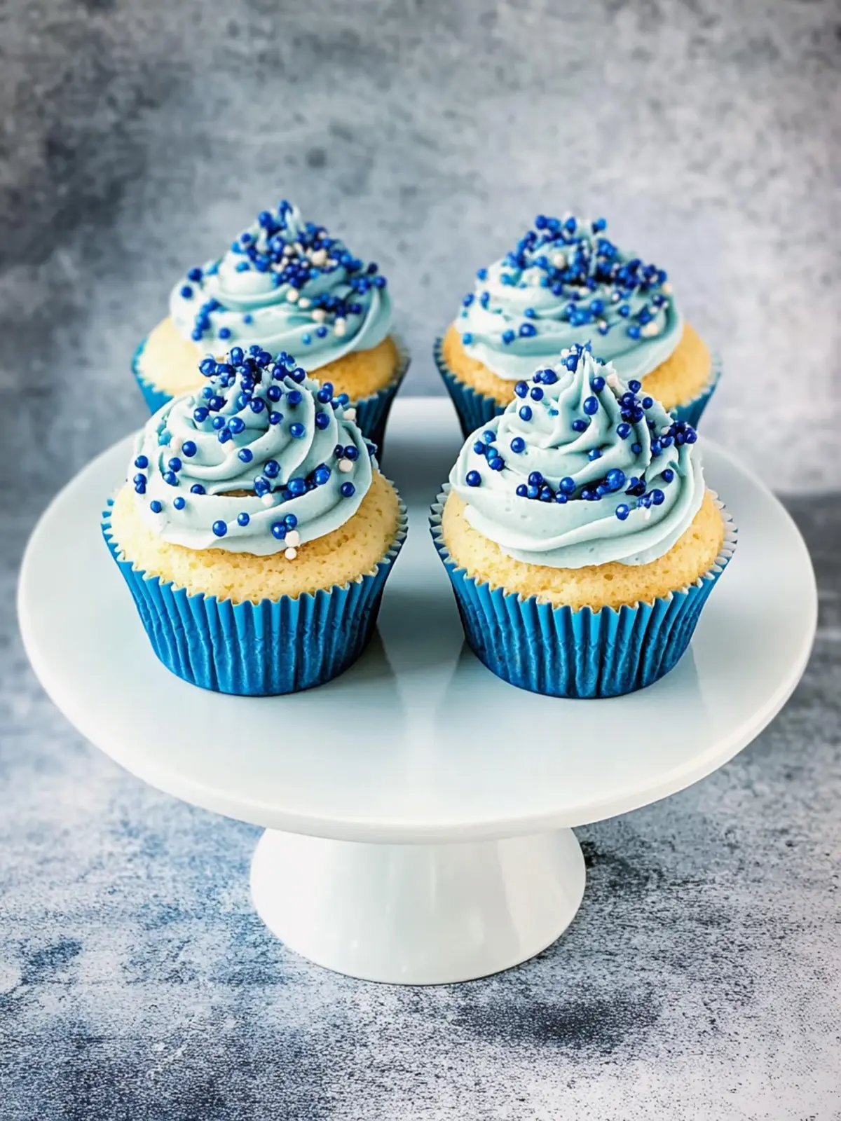Blaue Samt Cupcakes