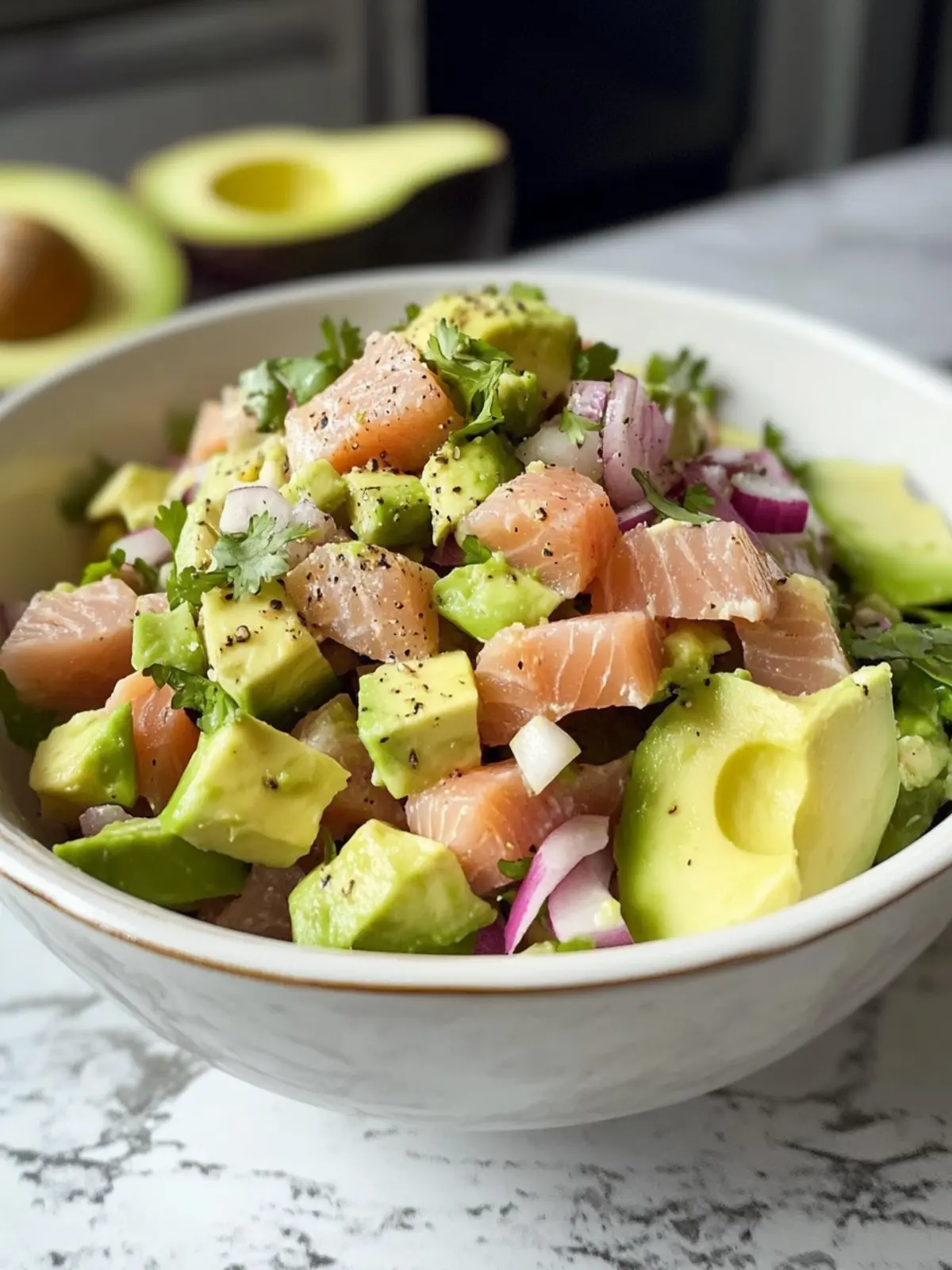 Köstlicher Thunfisch-Avocado-Salat