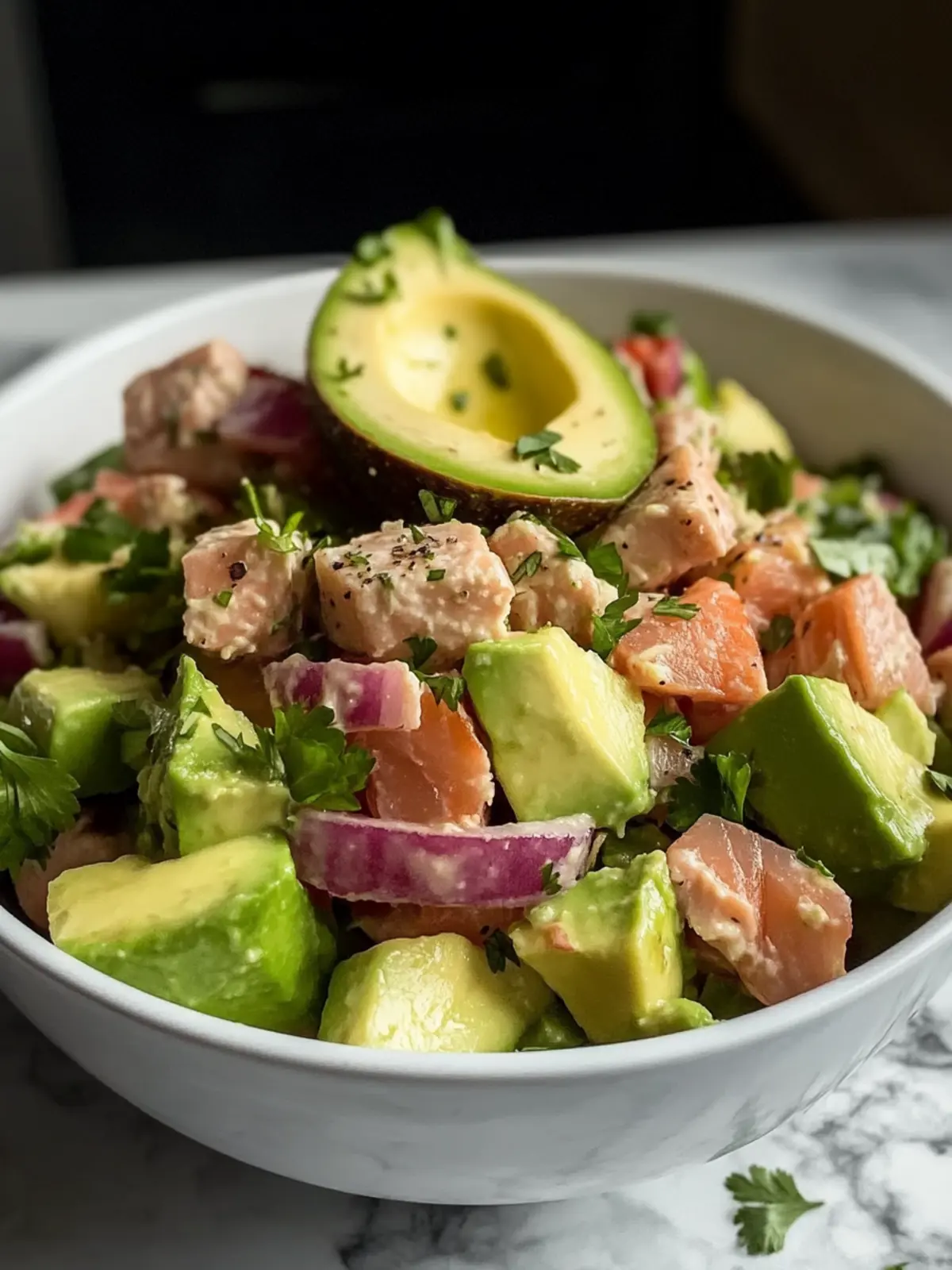 Köstlicher Thunfisch-Avocado-Salat